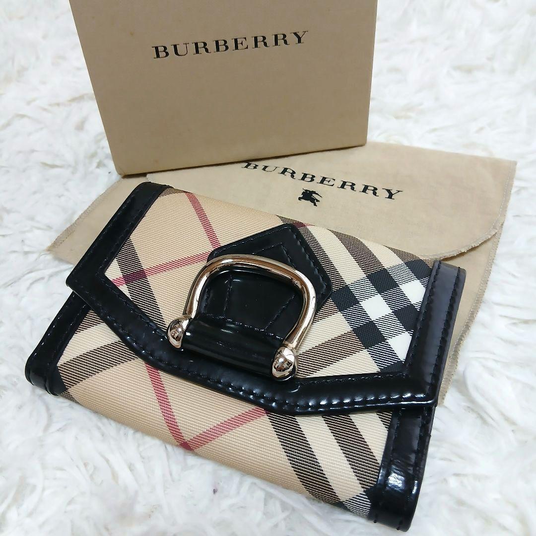 【BURBERRY】ノバチェック　PVC　レザー　ゴールド金具　３つ折り財布