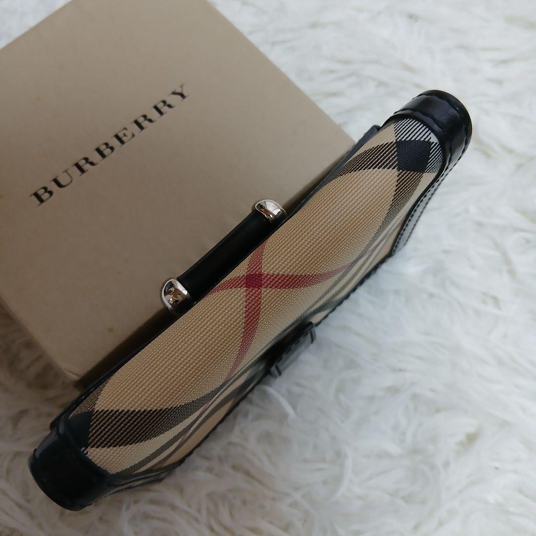 【BURBERRY】ノバチェック　PVC　レザー　ゴールド金具　３つ折り財布