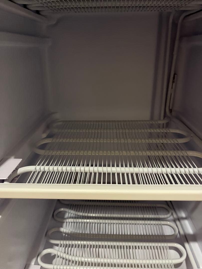 アイリスオーヤマ　冷凍庫　商品説明ご覧ください。