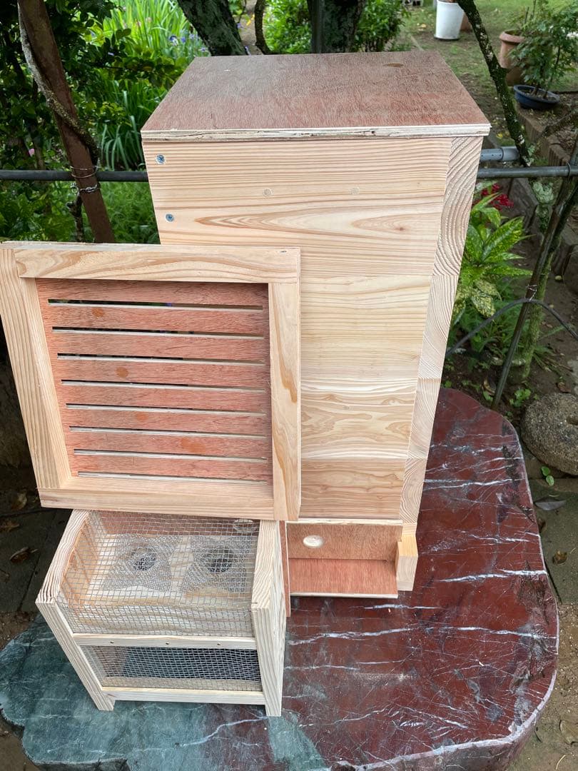 日本蜜蜂重箱式巣箱ハニーズハウス！ロイヤルセット！送料無料！