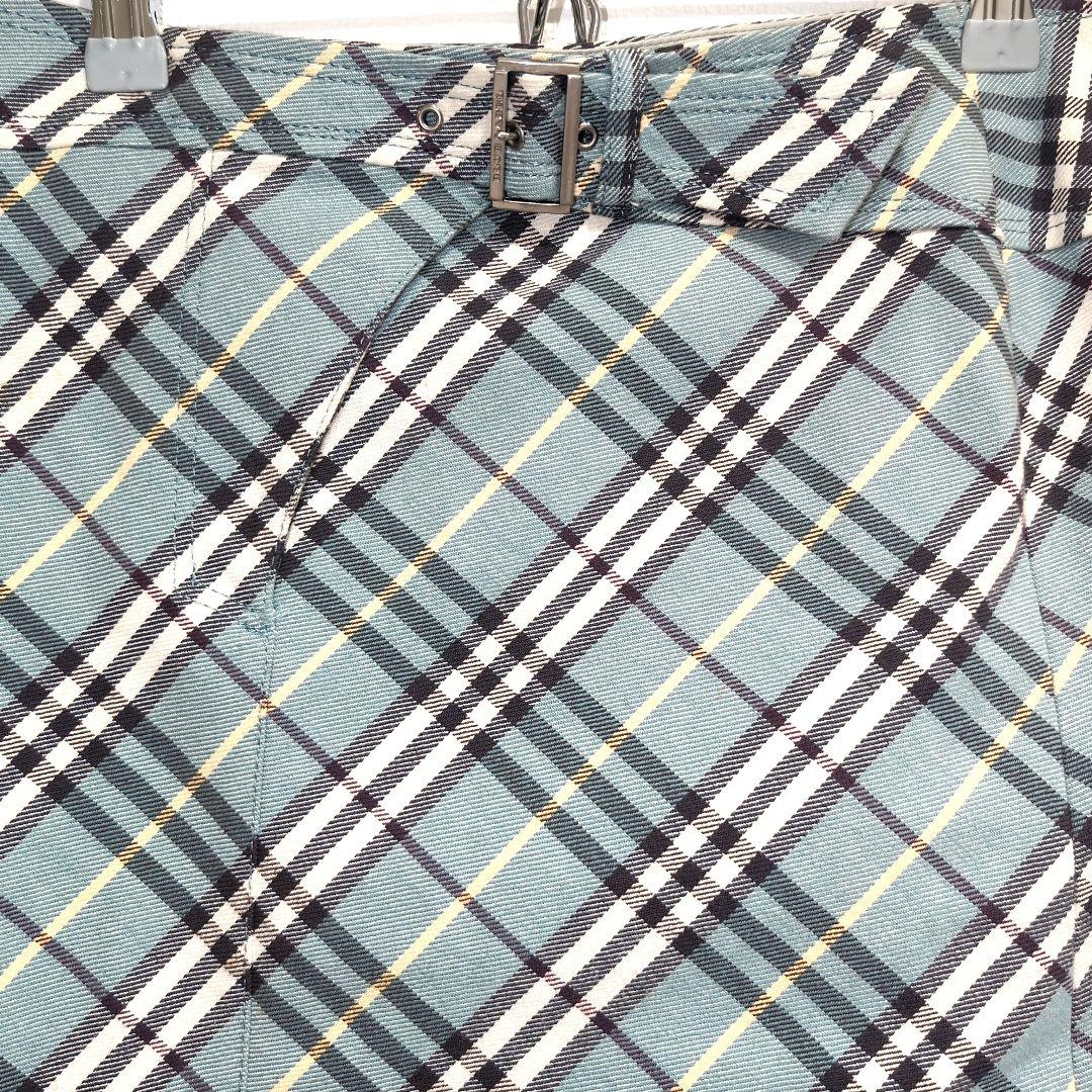 ✨美品 バーバリー ブルーレーベル 水色 チェック柄 ひざ丈スカート ベルト付き