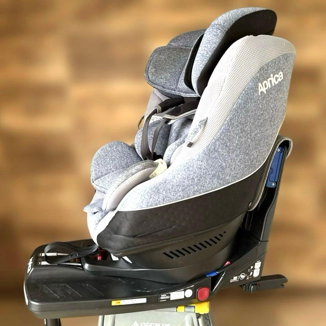 Aprica チャイルドシート グレー ISOFIX クルリラ　新生児