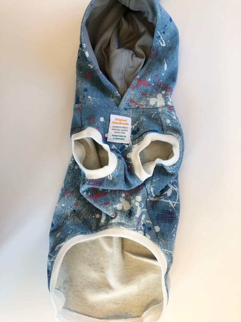 スプラッシュ柄フード付きタンクトップ　イタグレ服　犬服