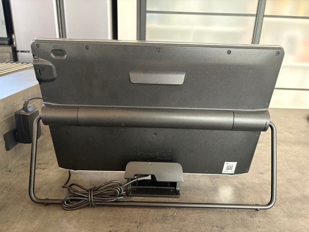 パナソニック　15V型 液晶テレビ プライベート・ビエラ UN-15S11