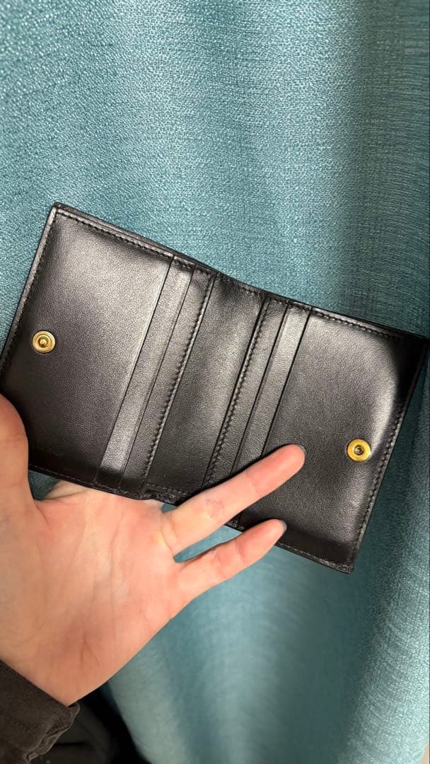 値下げしましたセリーヌCELINE 2つ折り黒ウォレット 二つ折り財布コンパクト