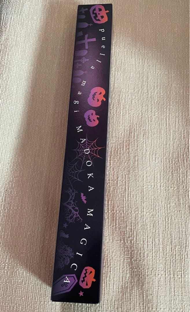 まどマギ スクエア缶バッジ 叛逆の物語 ローソン限定 ポスター付きセット