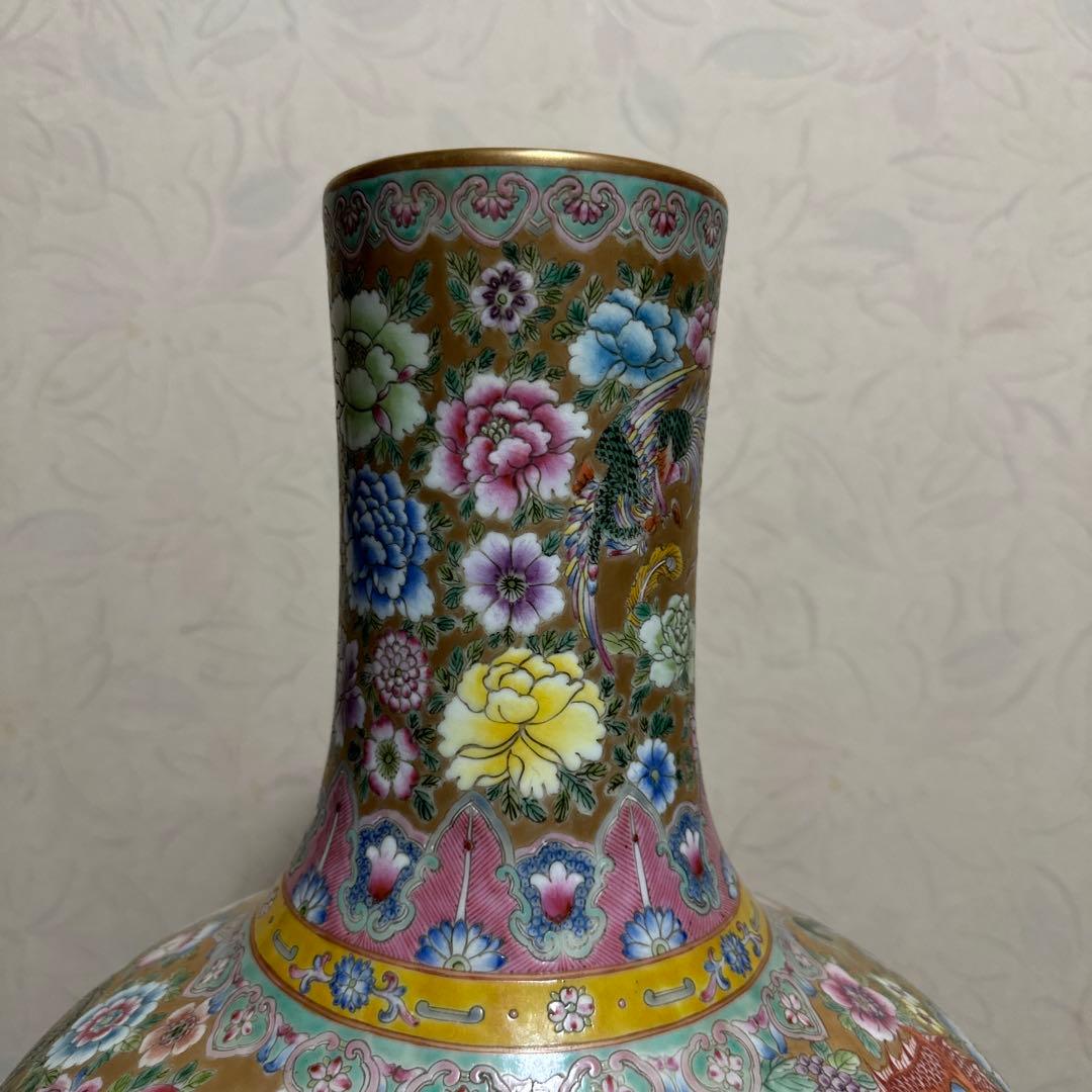 綺麗な花瓶　中国色絵龍の図　天球瓶　高さ約39cm
