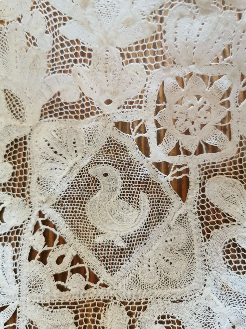 アンティーク 1880年頃 ミラネーゼレース 鴨/家鴨 ボビン編リネンドイリー