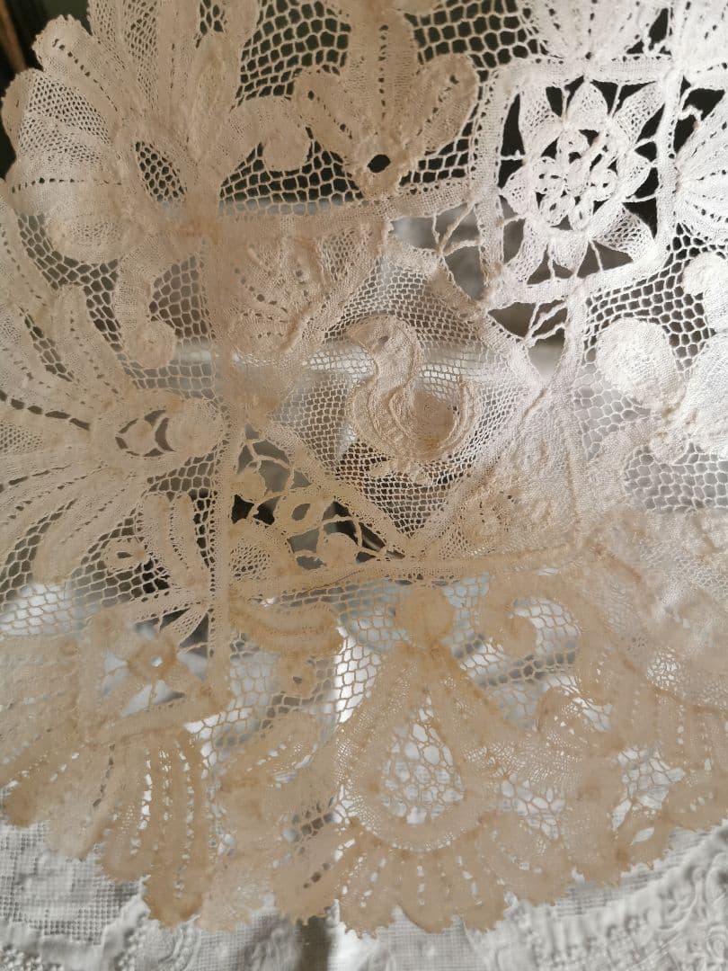 アンティーク 1880年頃 ミラネーゼレース 鴨/家鴨 ボビン編リネンドイリー