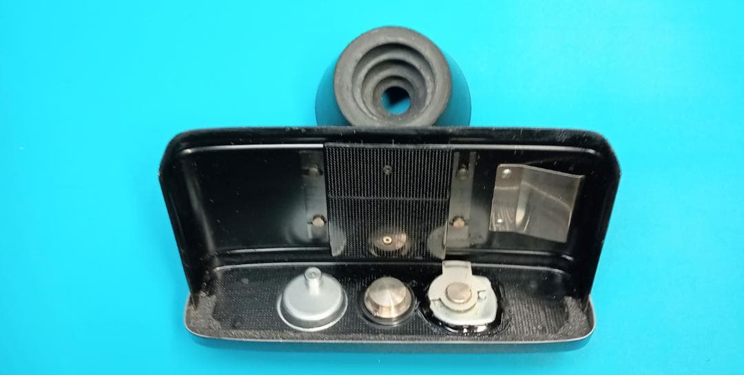 希少 / 初代片耳 / 動作品 Olympus Pen