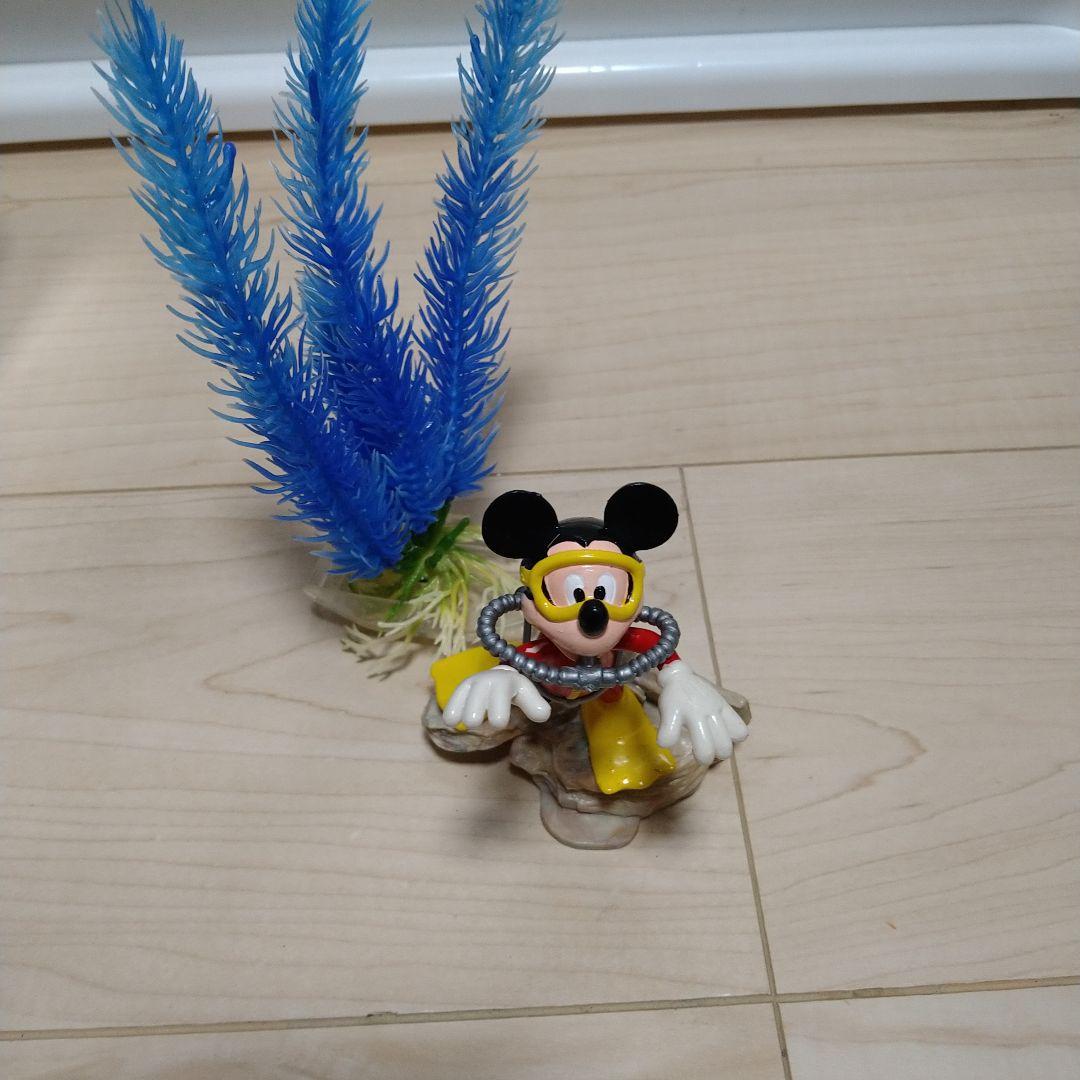 ディズニー　ミッキーマウス　アクアリウム　水槽