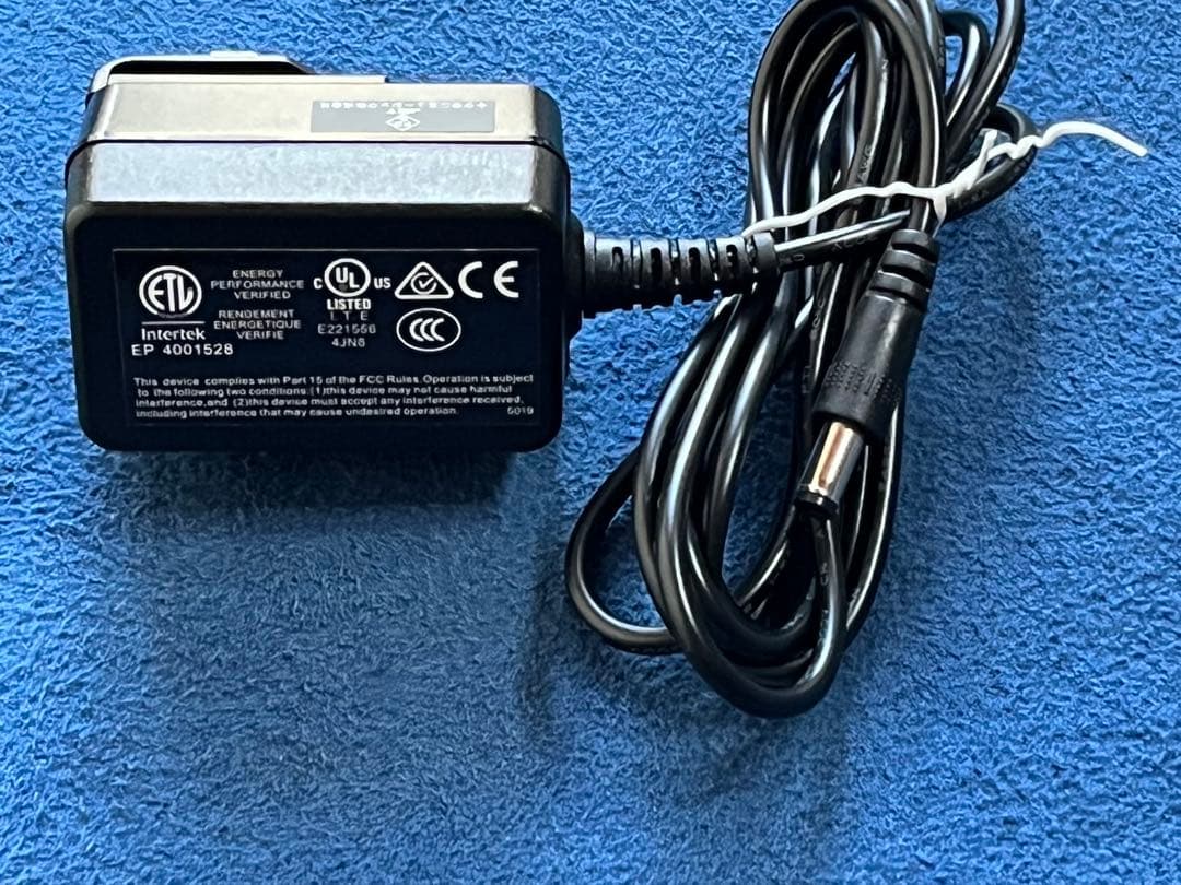 Fishman 「Aura Spectrum DI」　高品位DI❗️