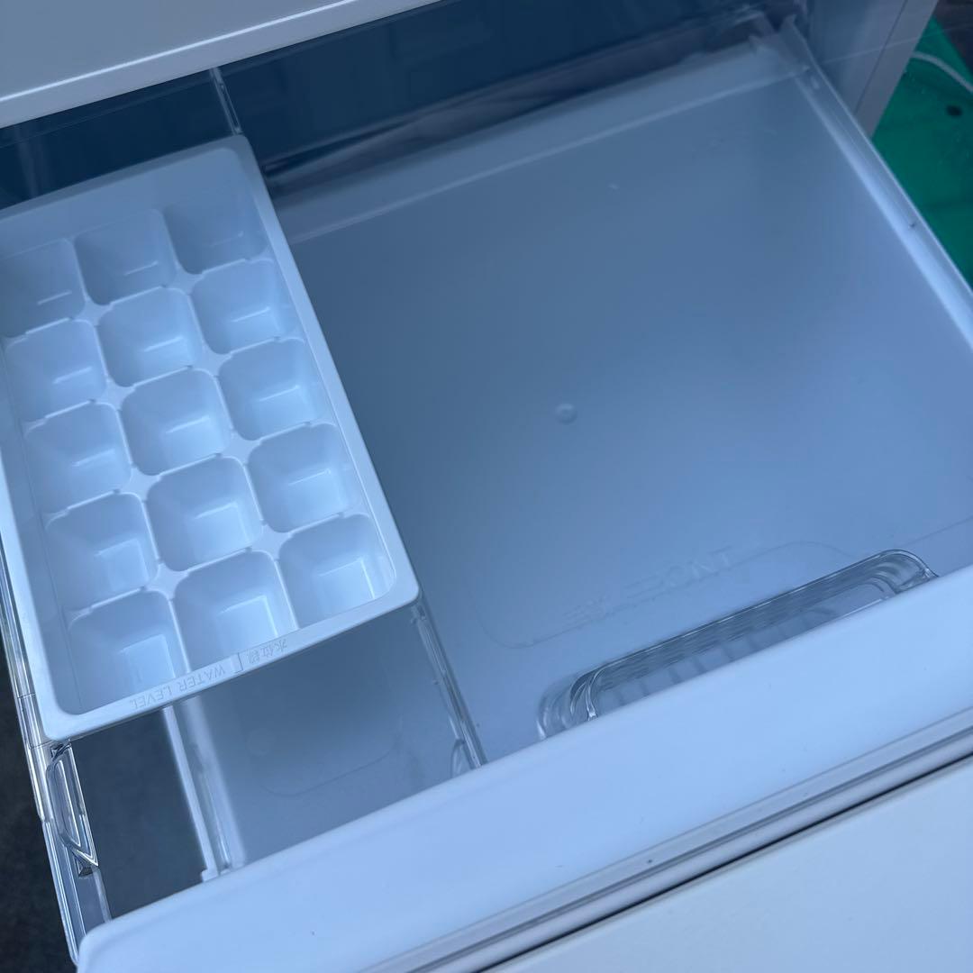 Panasonic 冷蔵庫 ホワイト　2022年製　NR-B17FW-W