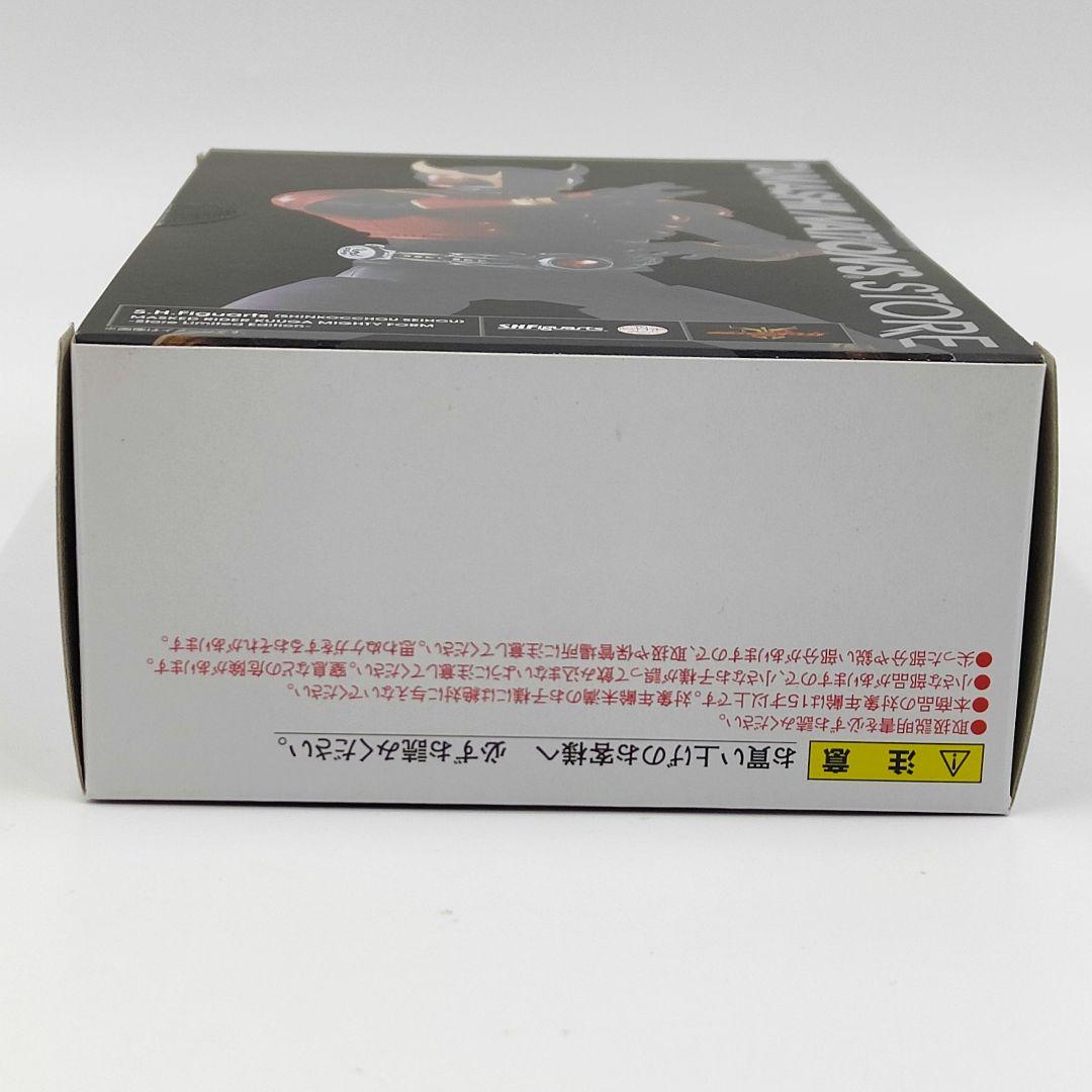 魂ストア限定 shフィギュアーツ 真骨彫 仮面ライダークウガ マイティーフォーム