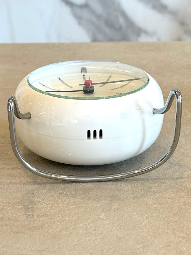 アルネヤコブセン 置き時計 バンカーズ テーブルクロック　ホワイト