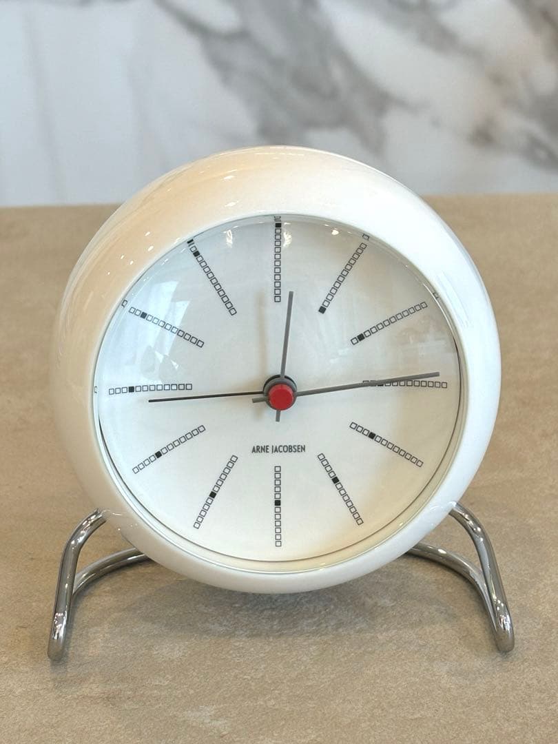 アルネヤコブセン 置き時計 バンカーズ テーブルクロック　ホワイト