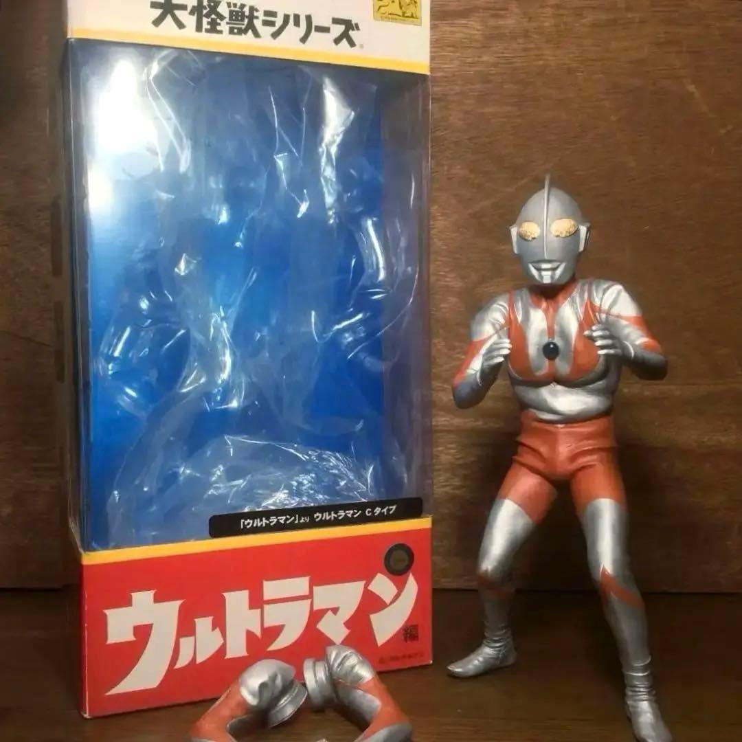 大怪獣シリーズ ウルトラマン(Cタイプ) 修正塗装済み　フィギュア