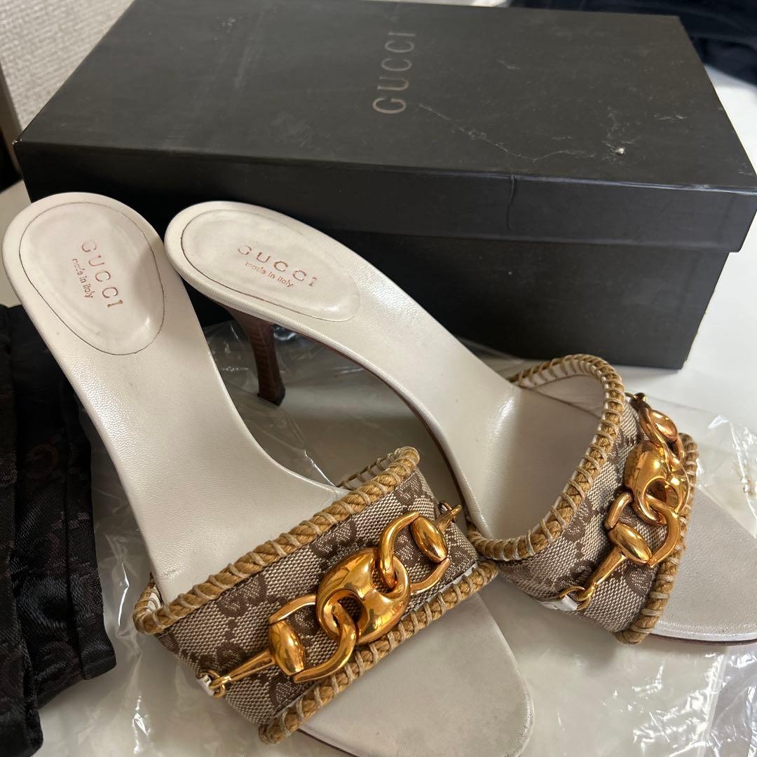 【GUCCI 】チェーン装飾 ミュール ベージュ 24センチ