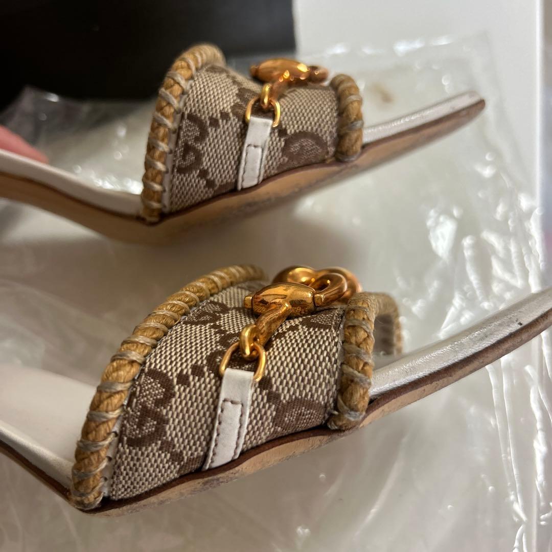 【GUCCI 】チェーン装飾 ミュール ベージュ 24センチ