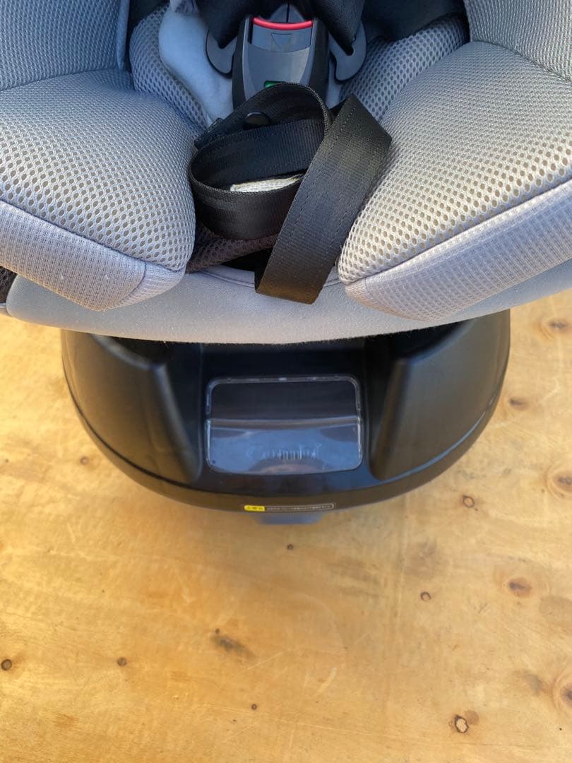 美品！コンビ クルムーヴスマート エッグショック JN-550チャイルドシート