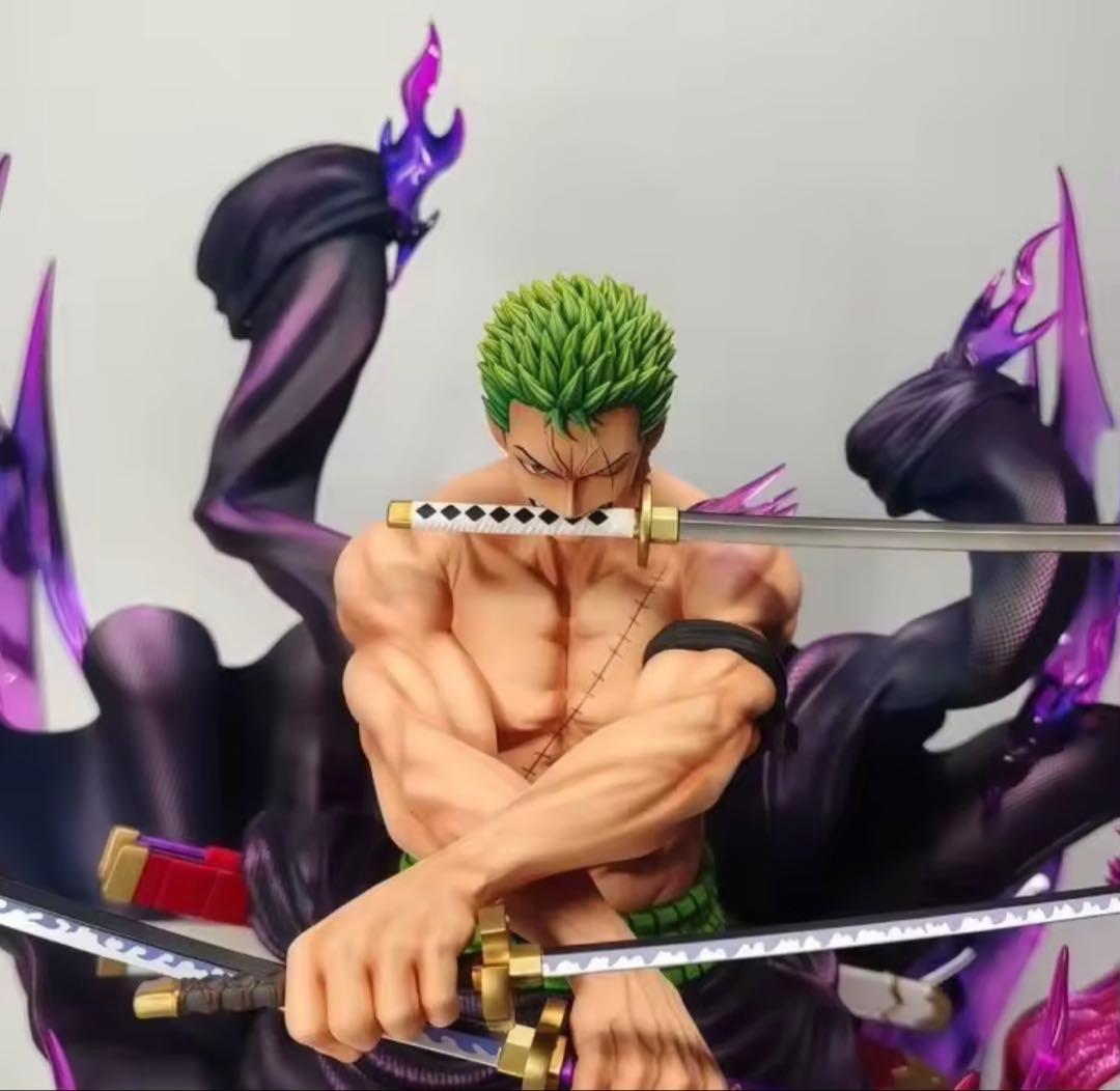 ワンピース　ゾロ　フィギュア