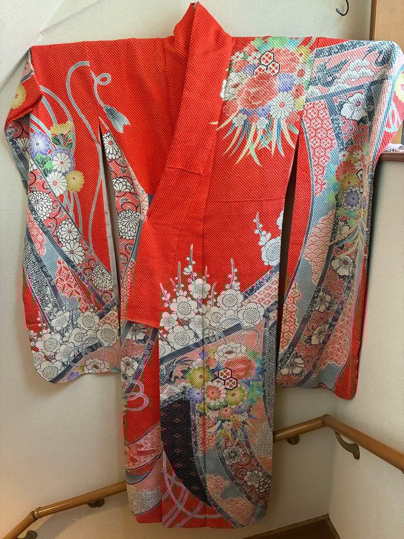 【逸品】藤娘きぬたや　総絞り　振袖　橙色　裄64 長襦袢　刺繍半襟(さんび)付き