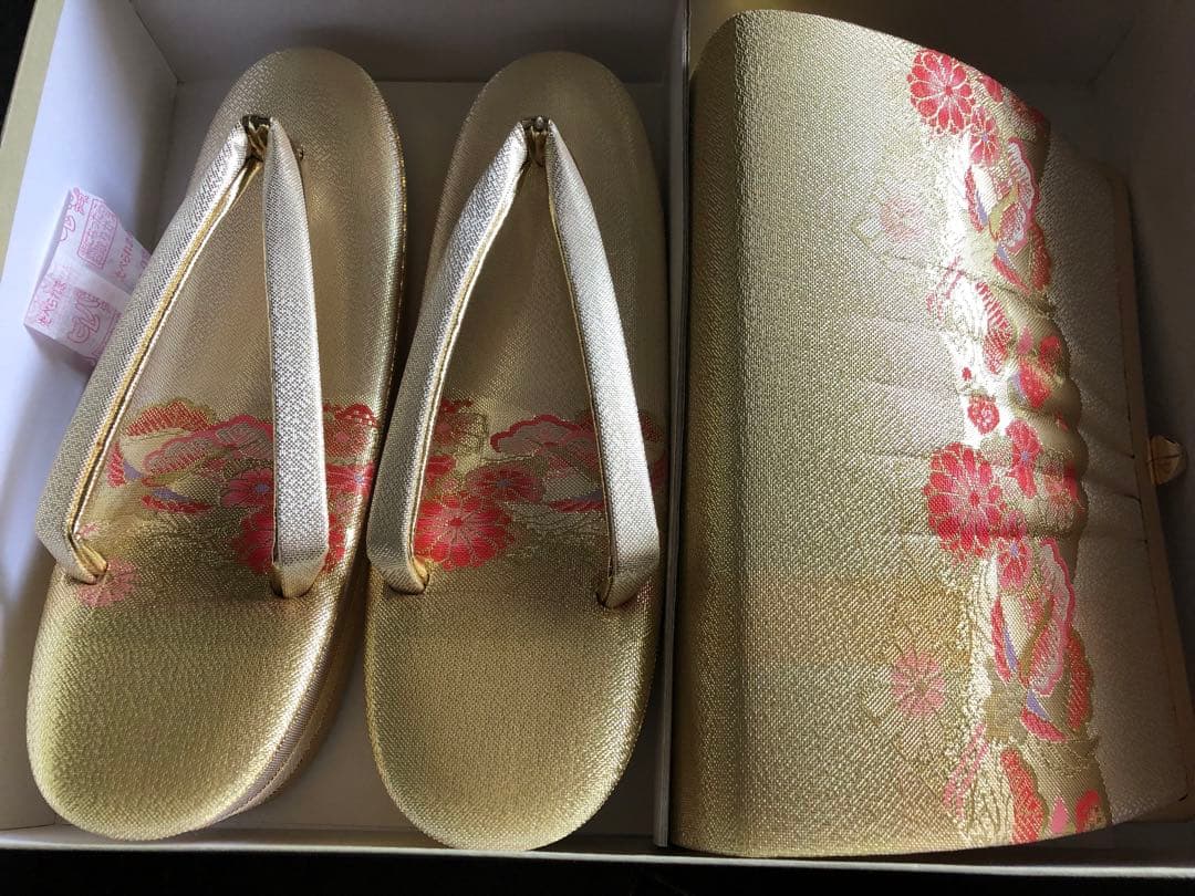 おらうーたん［成人式3点セット］フェザーショール、草履、チェーンバック