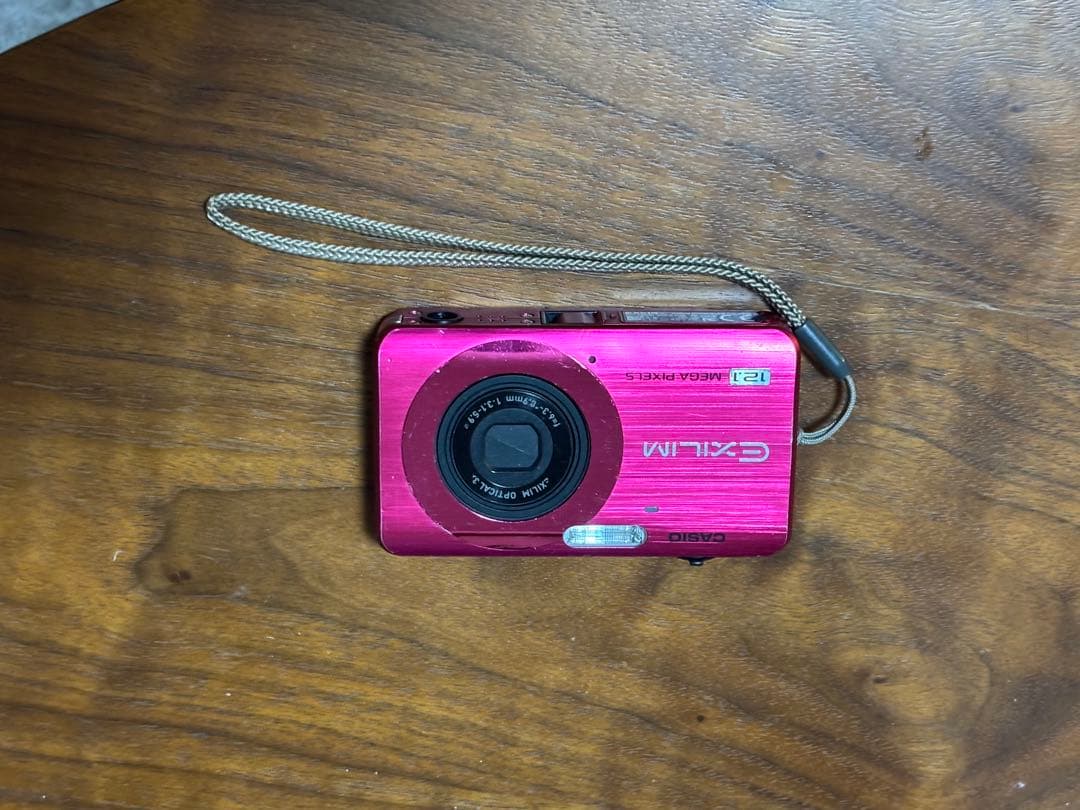 CASIO EXILIM ピンク デジタルカメラ