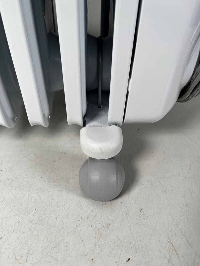 美品　デロンギ　RHJ35M1015-LG オイルヒーター