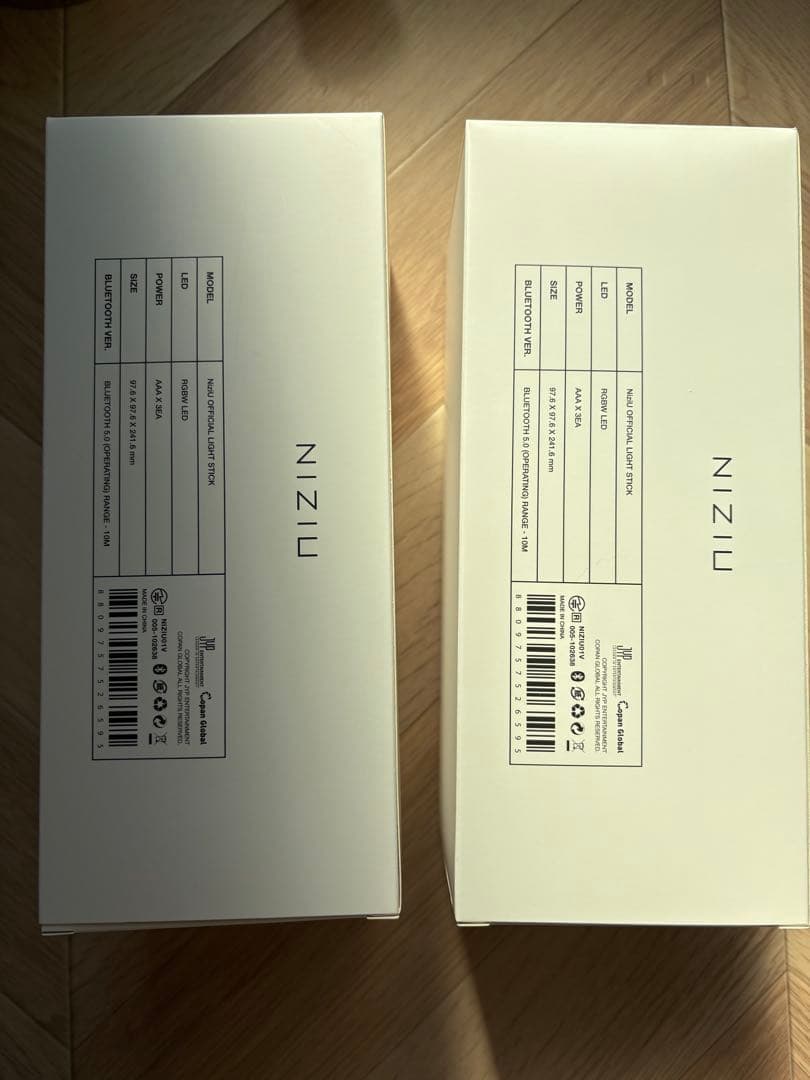 中古　NIZIU ペンライト2個入り