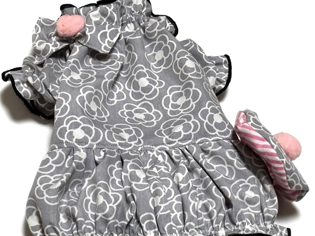犬服ハンドメイド　新作　女の子用男の子用　スカート付き　ロンパース　2点セット