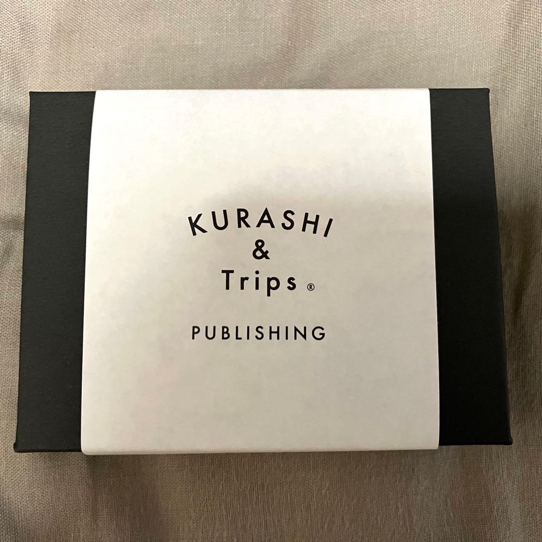 北欧暮らしの道具店　「小さく見えて収納上手」手のひらサイズの本革財布　シルバー