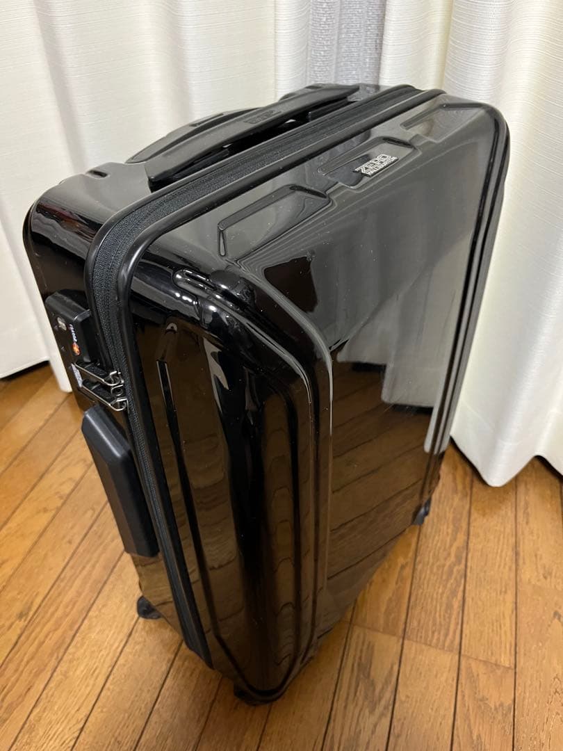 ゼロハリバートン スーツケース 32L 機内持込み可　4輪　中古品