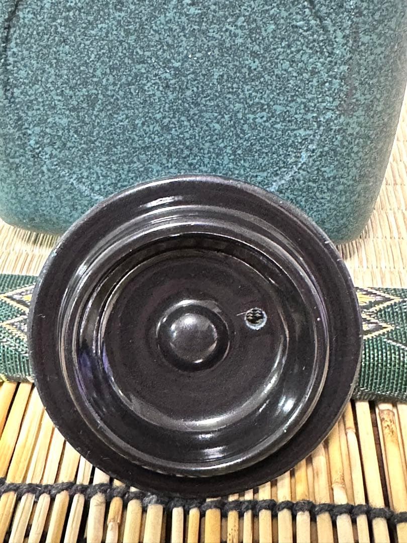 菊地保寿堂　奥山清行デザイン　ティーポット　よほうＳ　鉄瓶敷き　おりがみ①