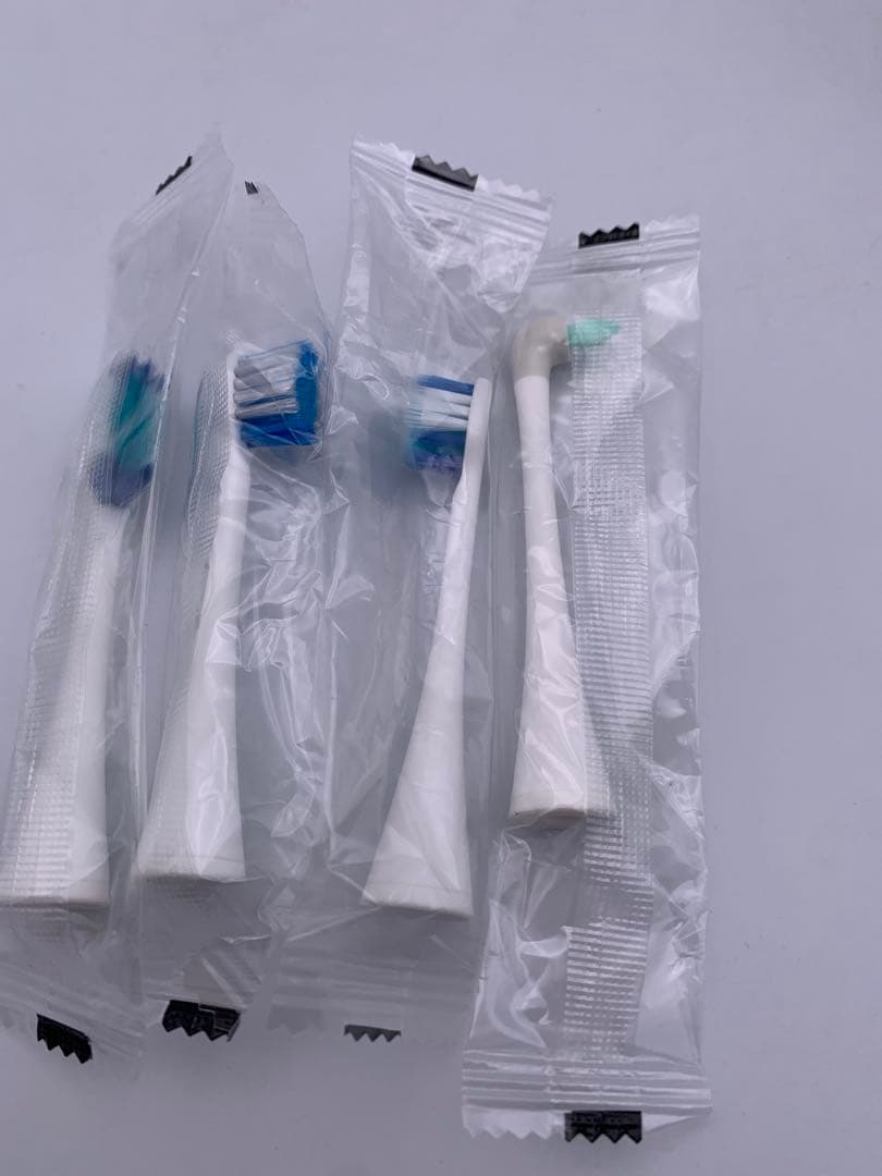 【ほぼ新品】パナソニック 電動歯ブラシ ドルツシルバー EW-CDP54-S