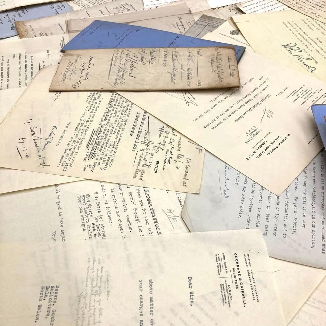 最後の一つ 書類や請求書、手書きの紙モノだけで【約800g】（200枚以上？）