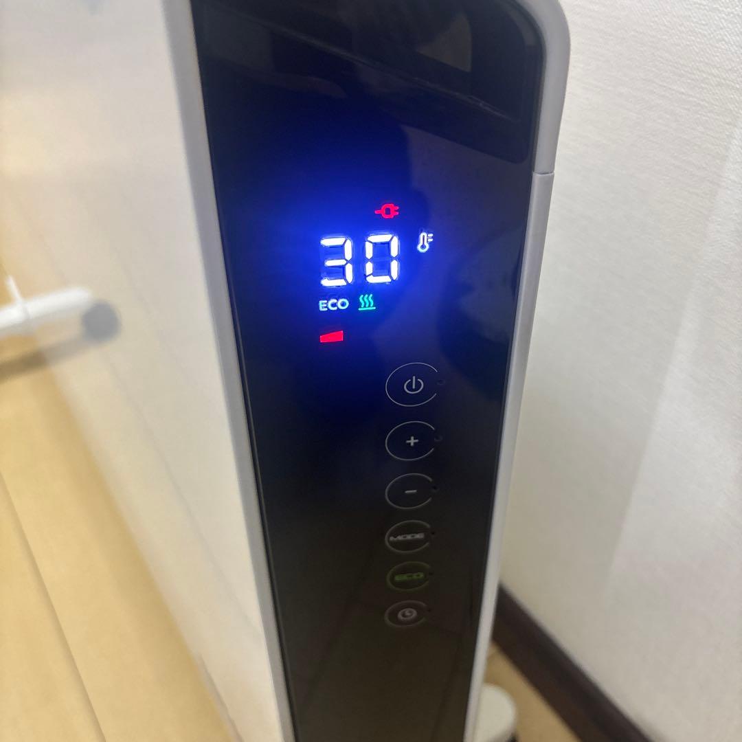 【美品】DeLonghi デロンギ　コンベクター　ヒーター　HXJ60L12