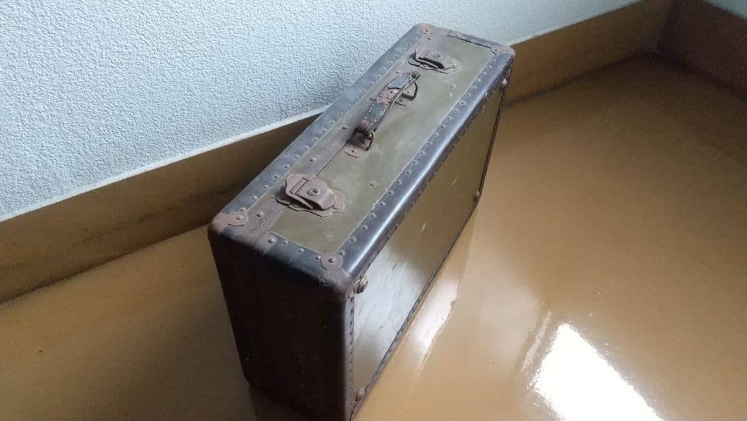 旧日本軍　陸軍　軍医　トランクケース　遺品