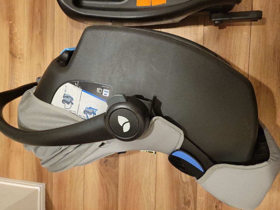 Joie ジョイー ベビーシート i-snug アイスナグ、i-baseセット