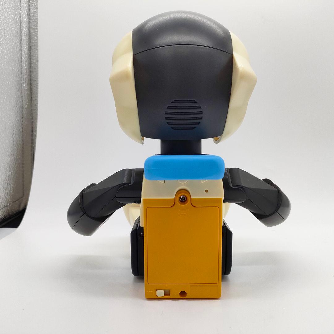 ロビジュニア　Robi おしゃべりロボット　タカラトミー