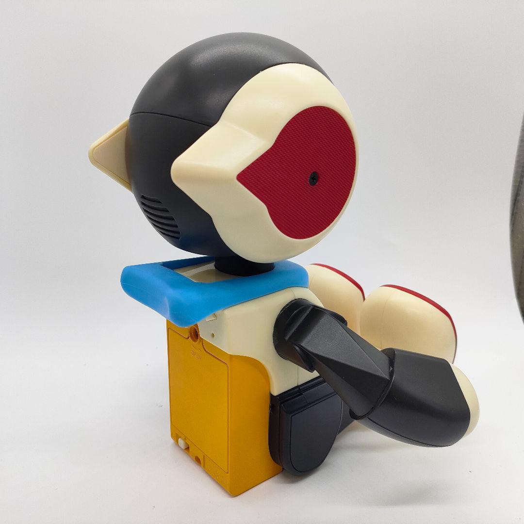 ロビジュニア　Robi おしゃべりロボット　タカラトミー