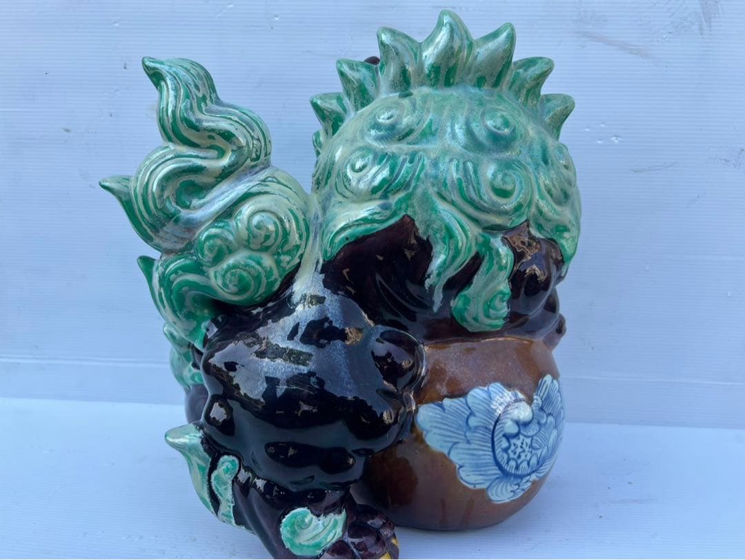 は*ま様 陶器製 獅子像 緑と茶色 約30cm
