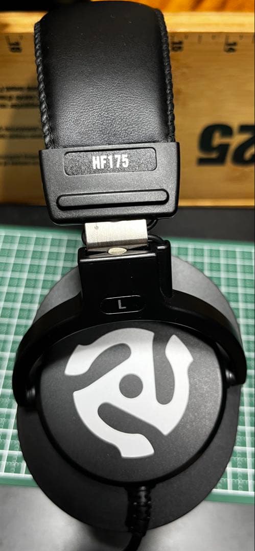 Numark Party Mix DJコントローラー　ヘッドホン付き