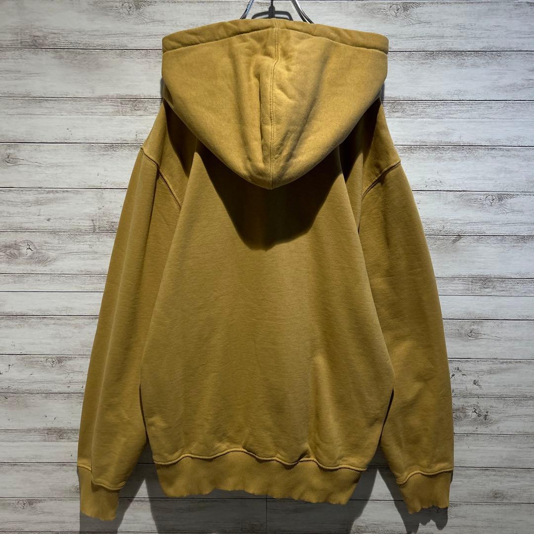 【即完売モデル】ステューシー☆センター刺繍ロゴ　人気デザイン　パーカー