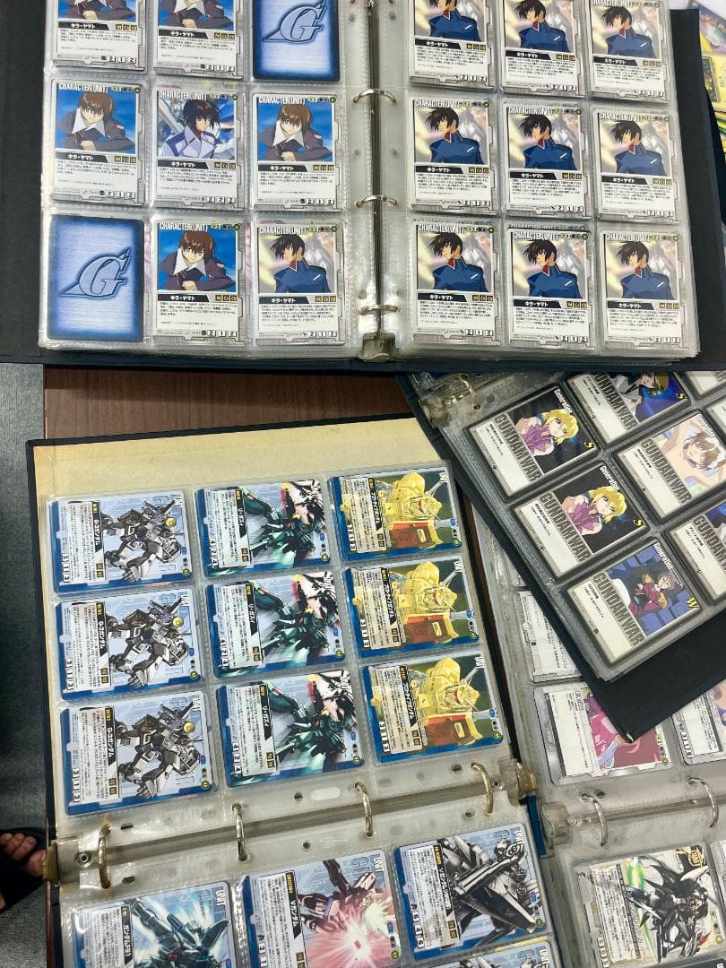 ゆ*り様 ガンダムウォー 大量セット まとめ バインダー 7冊 ID531099