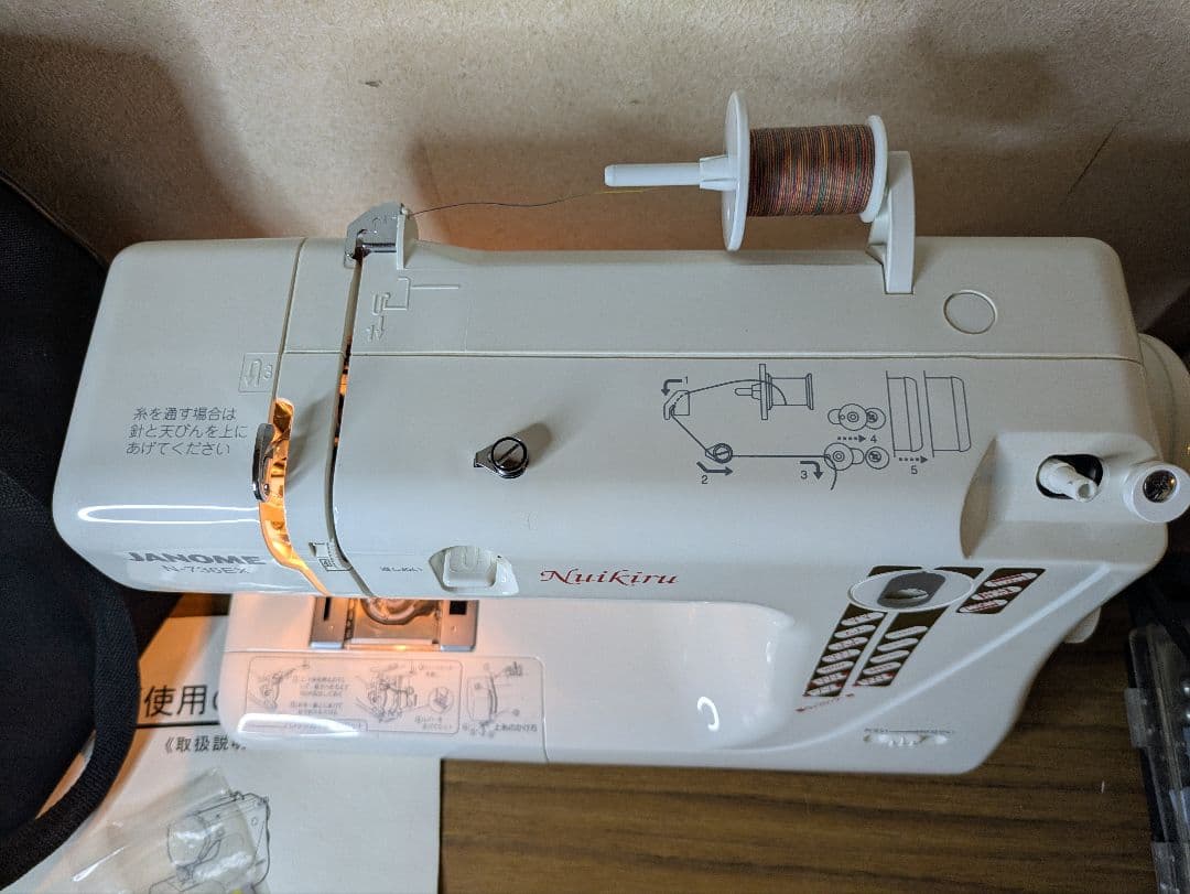 ☆極上美品☆ジャノメ ロックカッター内蔵ミシン フットコン対応