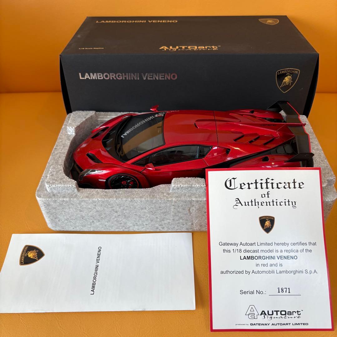 も*こ様 レア！オートアート 1/18 ランボ ヴェネーノ（Mレッド）