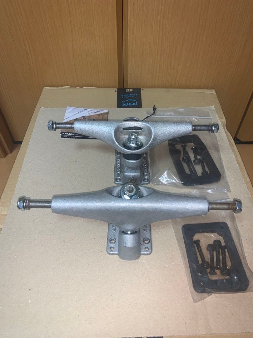 カーバー CARVER 純正トラック　C7 TRUCK SET 新品外し