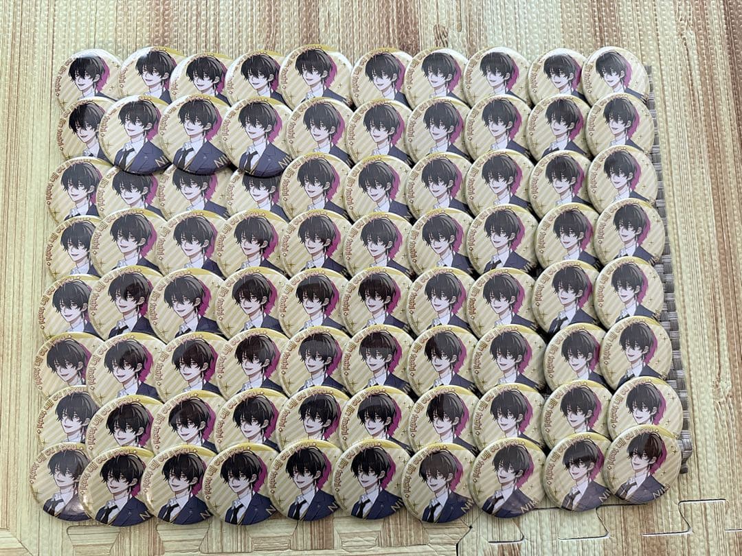 女子研究大学　 ニキ 大人教缶バッジ80個