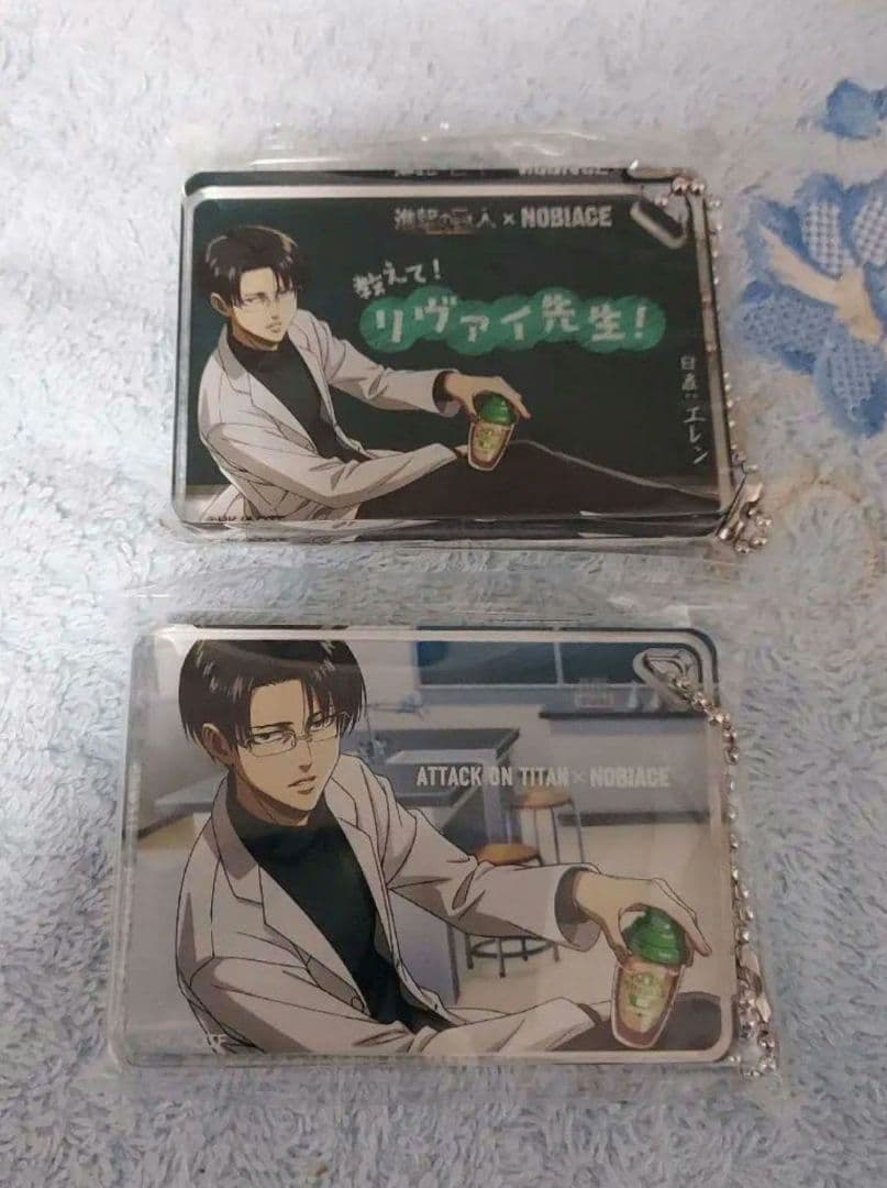 進撃の巨人　ノビエース　リヴァイ　アクリルブロック